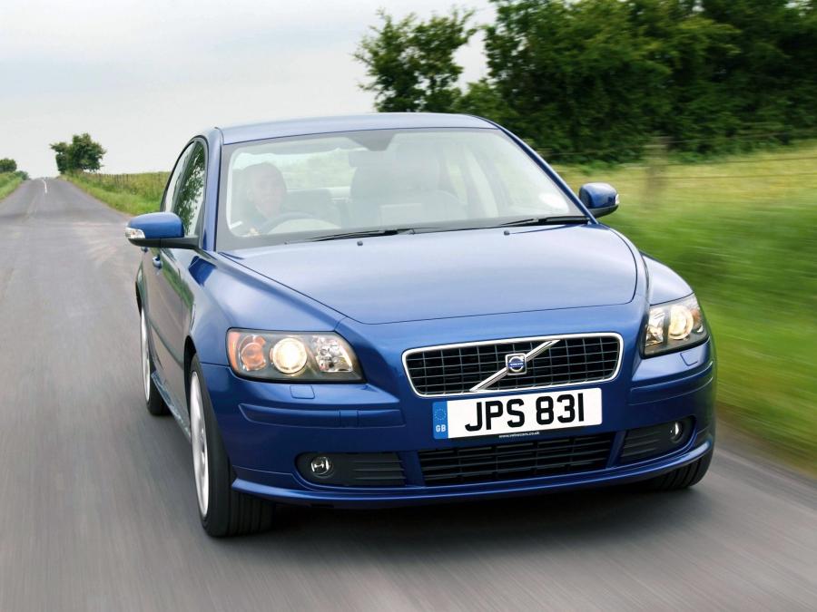  Volvo S40 D5 2004 года  (UK) (фото 9 из 12)